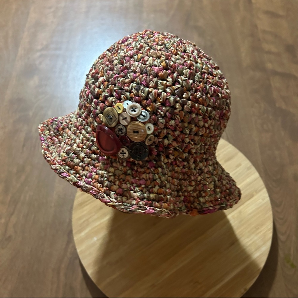 Crochet ribbon hat with pin